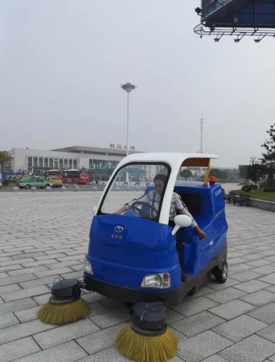 【企業(yè)快訊】S18掃地車，掃出新“凈”界